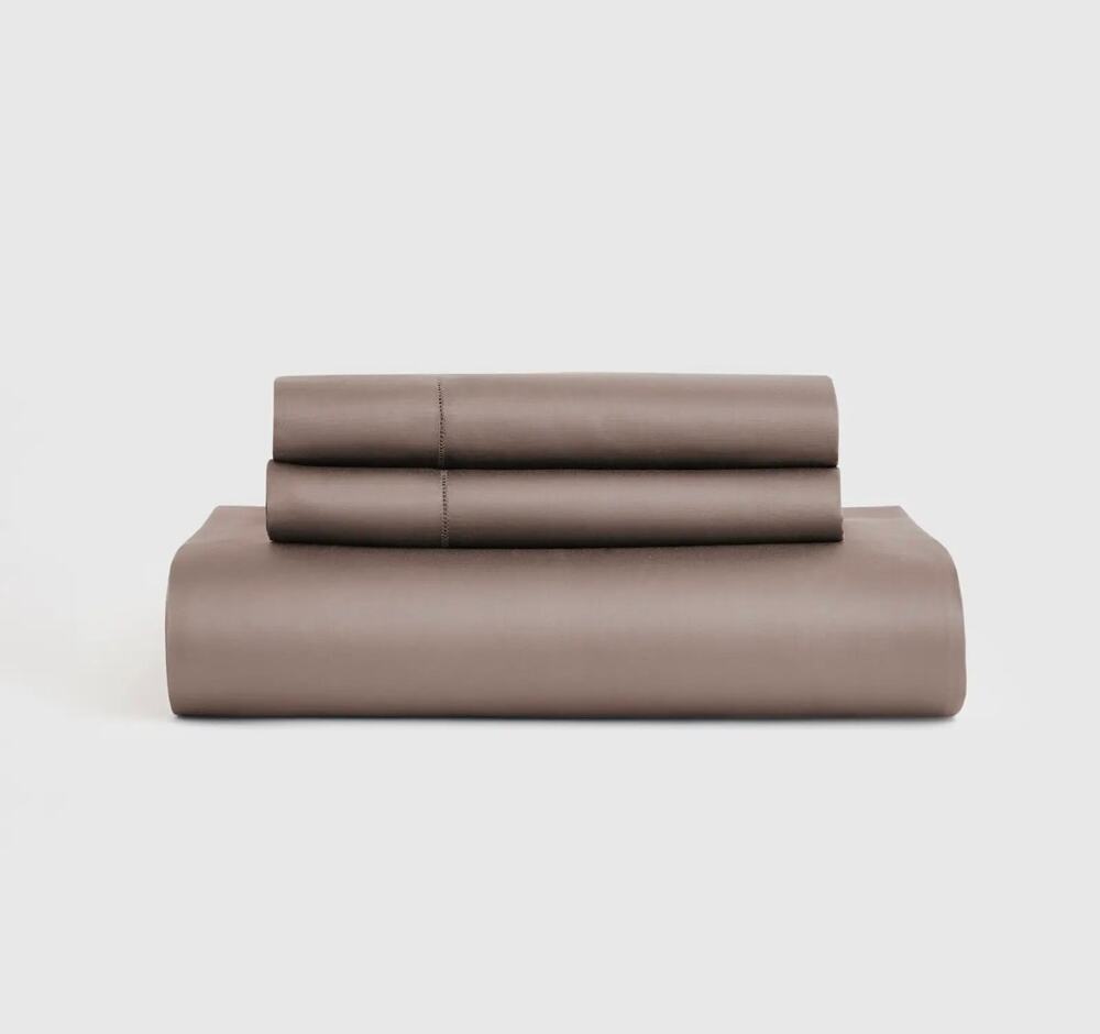 NWT Quince Signature Giza Cotton Sateen Fitted Sheet Set Full Stone $94 MSRP